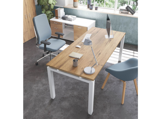Grand bureau contemporain en bois, origine Europe