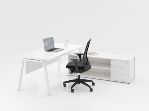 Bureau contemporain en angle avec rangement à tiroirs