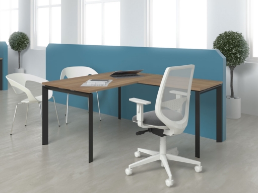 Bureau opératif en angle