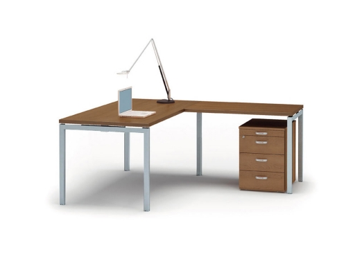 Bureau contemporain avec retour secrétaire pratique