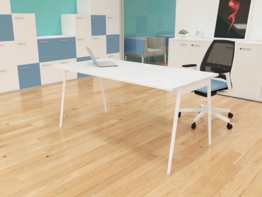 Bureau individuel contemporain pieds trapèzes