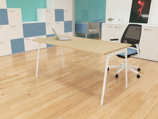 Bureau individuel contemporain pieds trapèzes