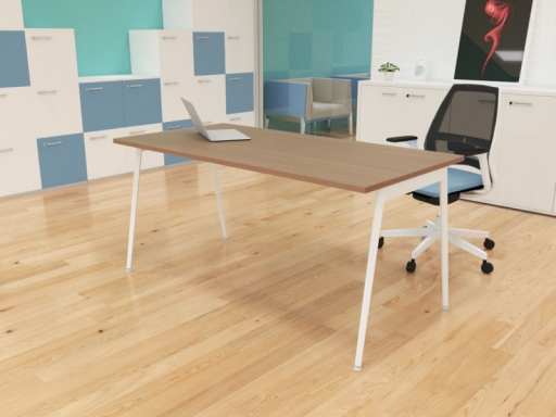 Bureau individuel contemporain pieds trapèzes