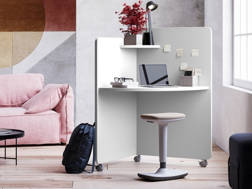 Bureau de télétravail sur roulettes, pratique et pas cher