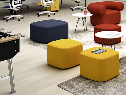 Pouf design en similicuir DOCKER, fabriqué en Italie