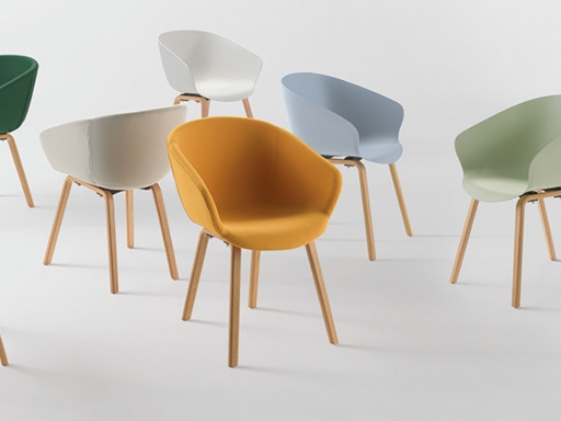 Chaise 4 pieds bois DARCY, style nordique