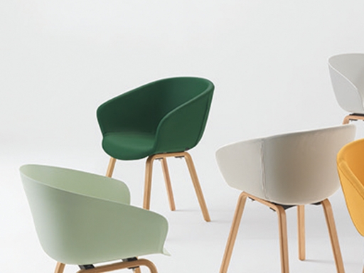 Chaise 4 pieds bois DARCY, style nordique