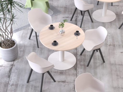 Lot de 2 chaises polyvalentes sur structure polypropylène XILO, fabriqué en Espagne