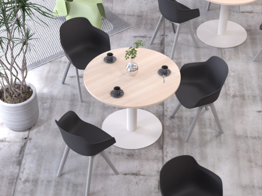 Lot de 2 chaises polyvalentes sur structure polypropylène XILO, fabriqué en Espagne