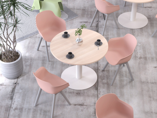 Lot de 2 chaises polyvalentes sur structure polypropylène XILO, fabriqué en Espagne