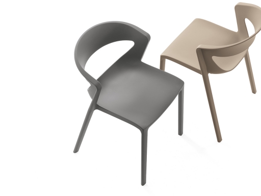 Lot de chaises design indoor/outdoor