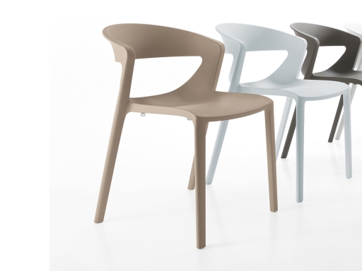 Lot de chaises design indoor/outdoor