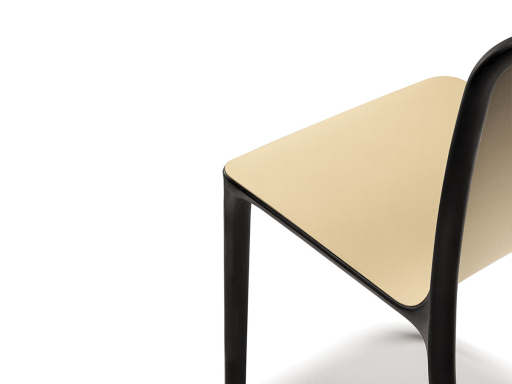 Lot de 4 chaises design intérieur / extérieur pas chère