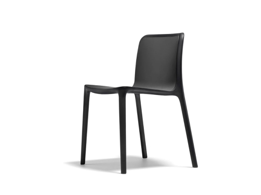 Lot de 4 chaises design intérieur / extérieur pas chère