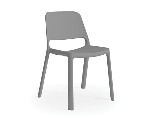 Lot de chaises intérieur / extérieur en plastique, 100% recyclées, made in France