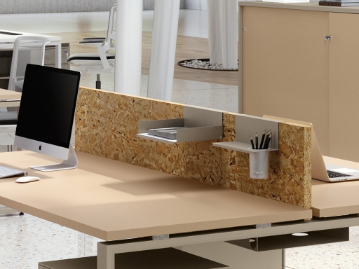 Ecran frontal en OSB pour bureau opératif