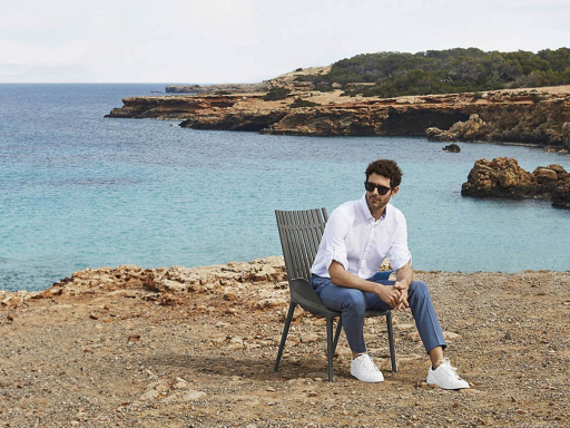 Lot de 4 chaises d'attente indoor/outdoor avec dossier haut SOLAR, fabriqué en Espagne