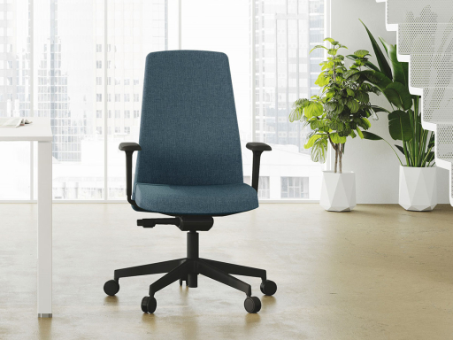 Siège de travail ergonomique entièrement tapissé, fabriqué en Italie