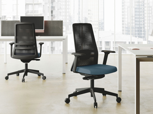 Siège de travail ergonomique avec dossier résille, assise tapissée et soutien lombaire