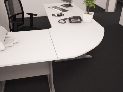 Complément angle pour bureaux