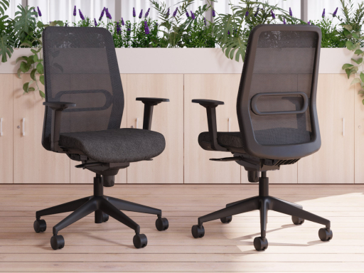 Siège de bureau avec dossier résille et structure noire, made in Spain