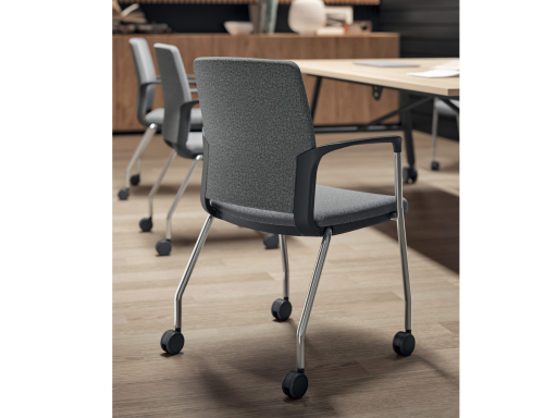 Siège de réunion LODY avec roulettes, fabrication italienne