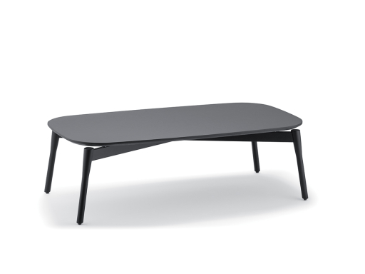 Table basse design en bois teinté