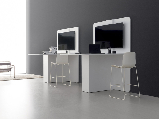 table de réunion haute connectée design, fabriqué en Italie