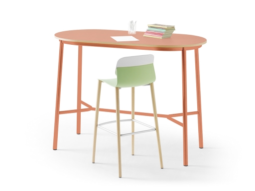Table haute ovale design, made in France