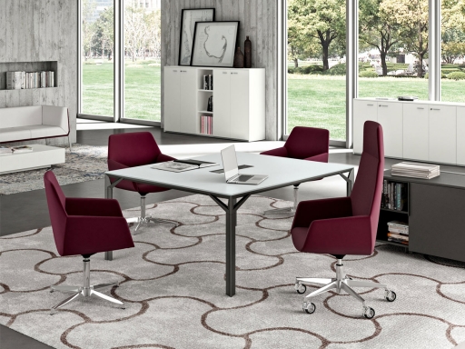 Table de réunion en verre de 4 à 20, avec passage de câbles