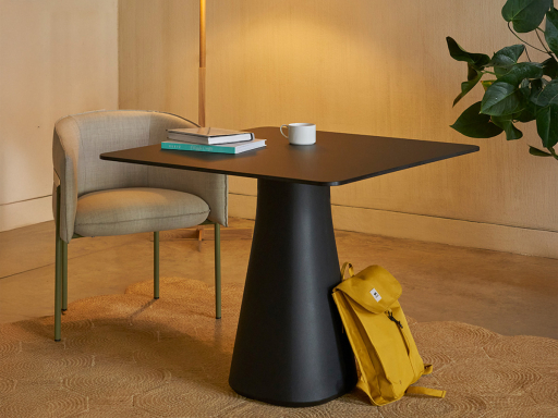 Table carrée polyvalente TOLEDO fabriqué en Espagne