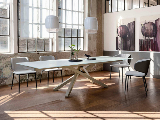 table en verre anti traces avec extensions, fabriqué en Italie